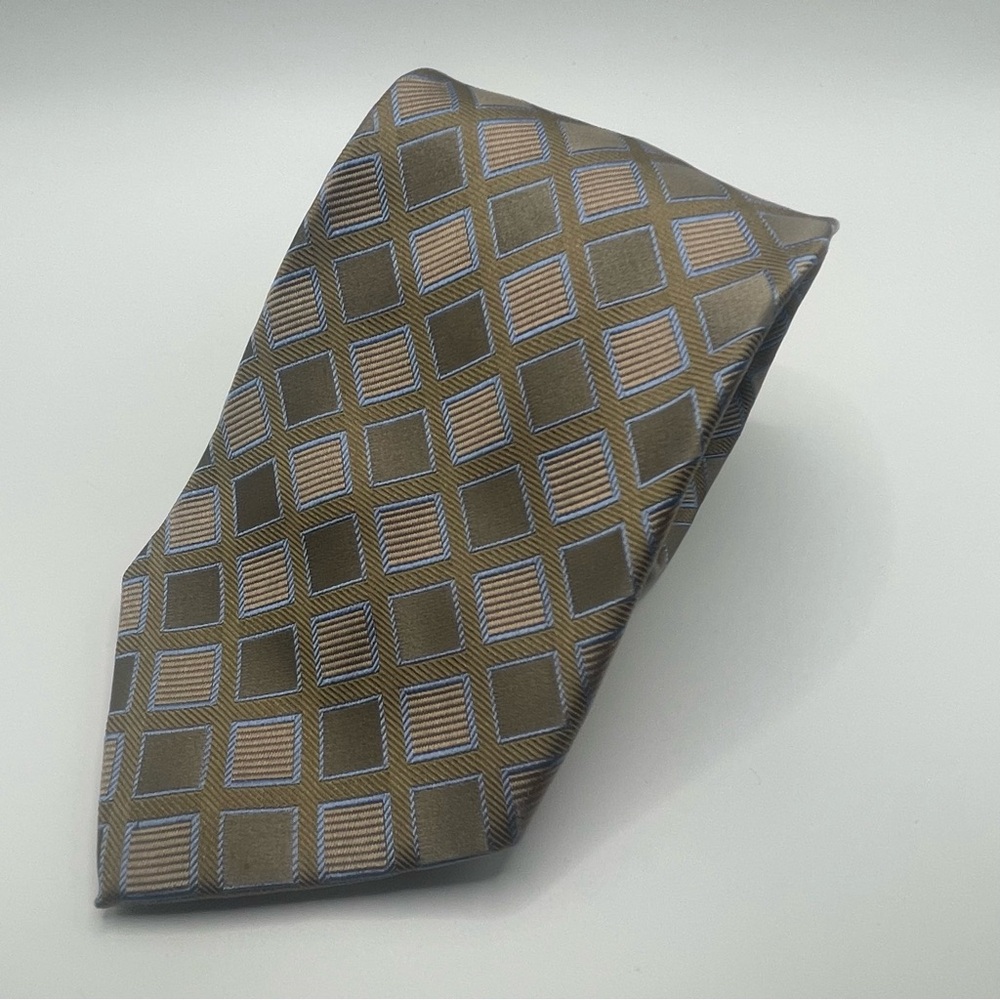 Paul Dione 100% Silk Geometric Patterned Tie